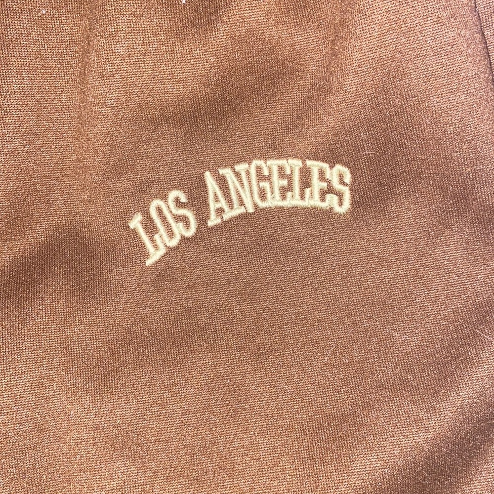 Brown sweatpants with Los Angeles logo